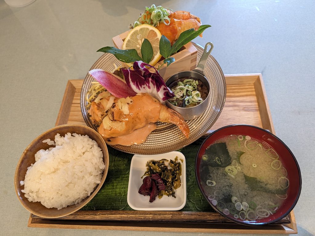 選べるランチ・メイン2種(1,600円)