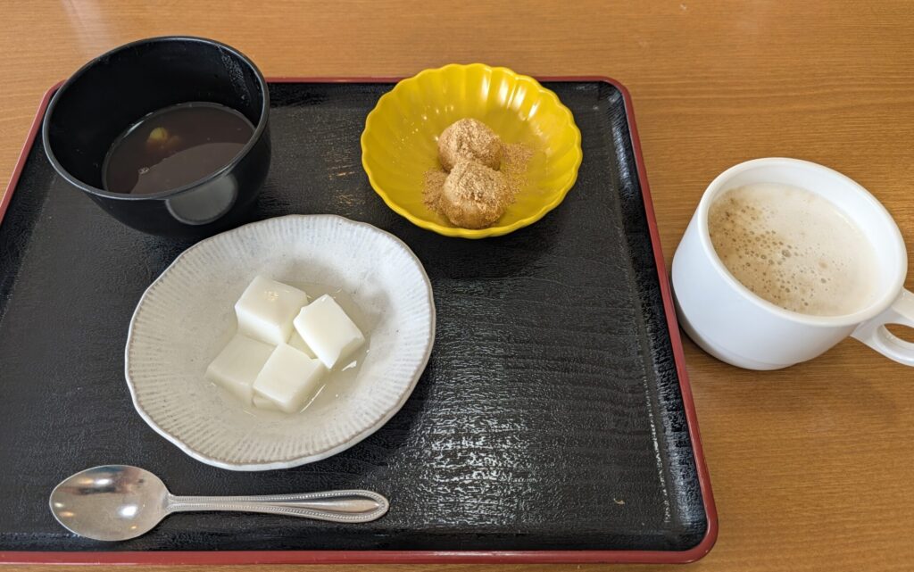 きなっせの朝食のデザート