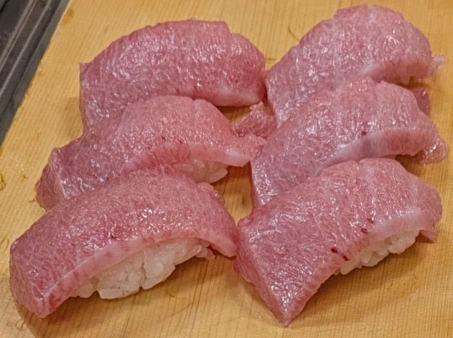 捌き立ての希少部位カマトロ